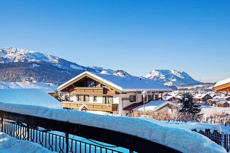 Valley View Inn - Jasper Reit im Winkl Exterior foto