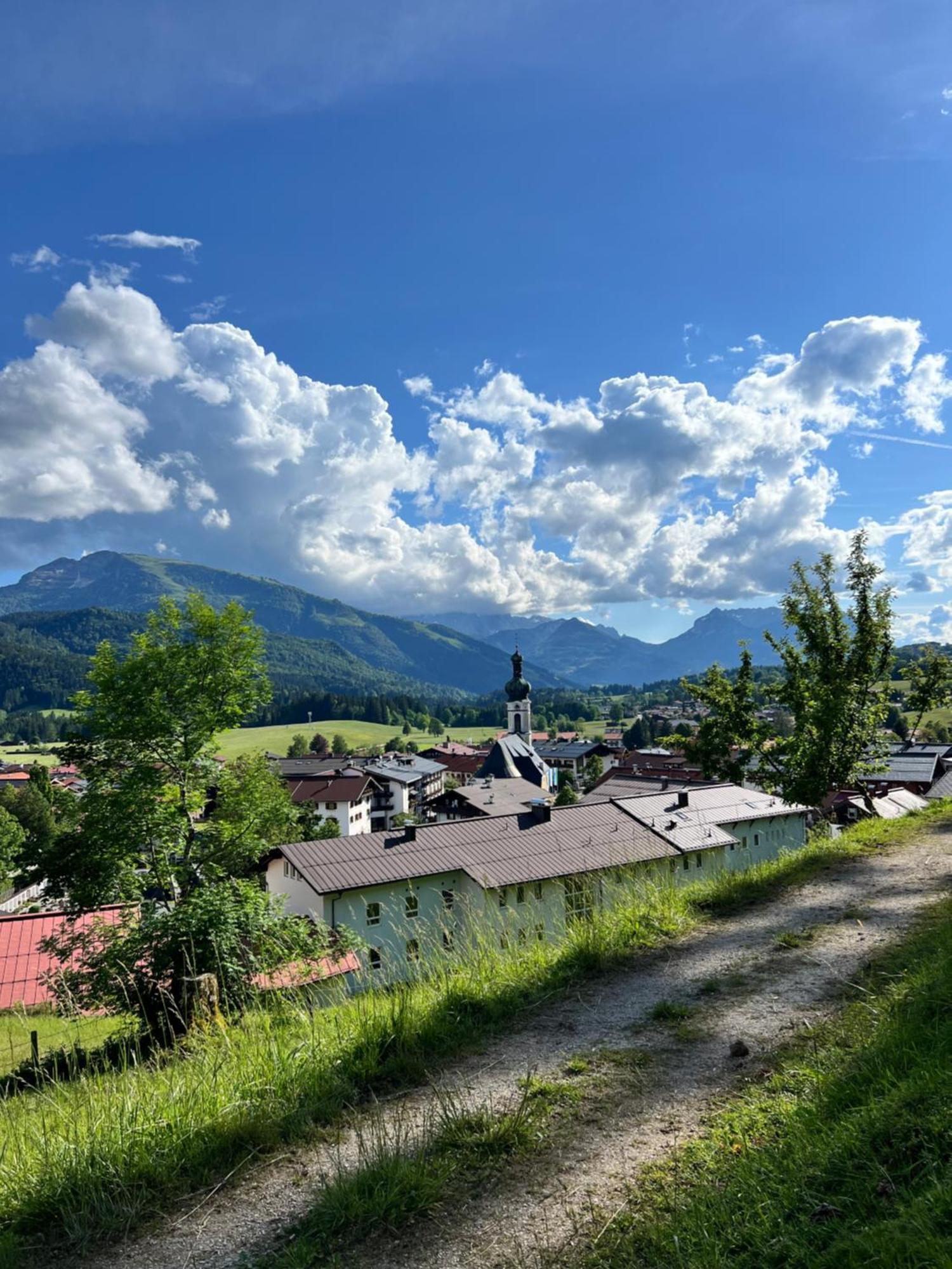 Valley View Inn - Jasper Reit im Winkl Exterior foto