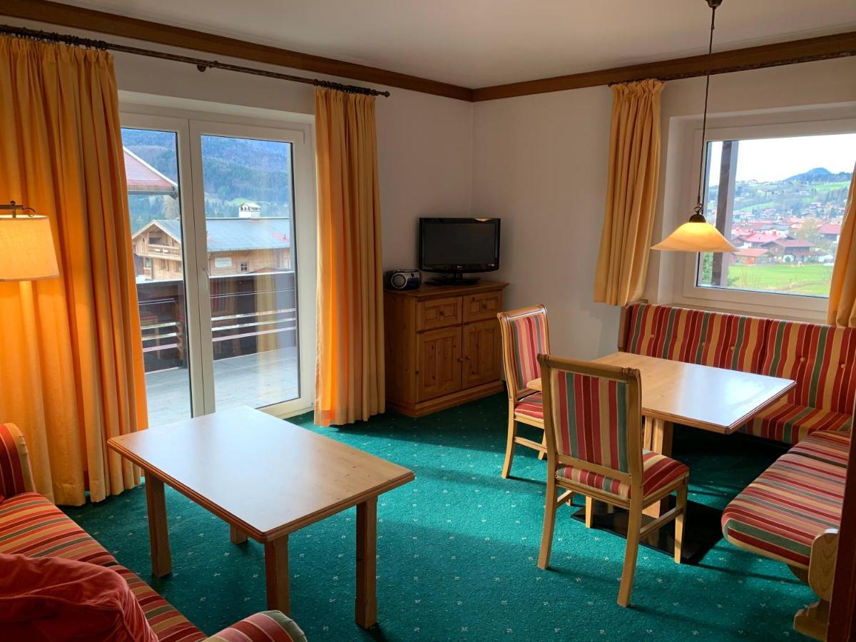 Valley View Inn - Jasper Reit im Winkl Exterior foto